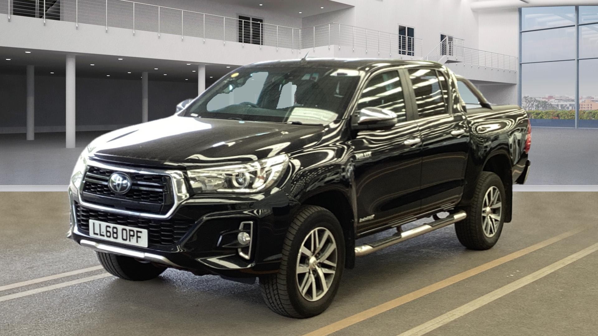 TOYOTA Hilux